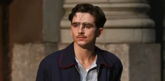 Timothée Chalamet nel film Marty Supreme.