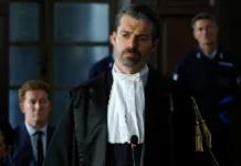 Luca Argentero nella serie Sky Avvocato Ligas.