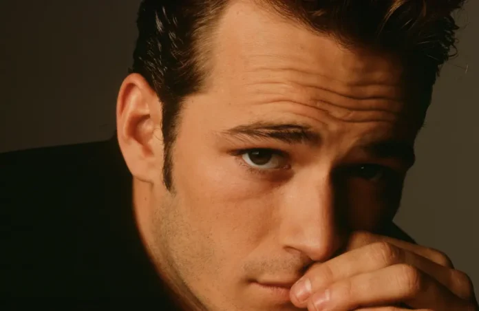 In foto l'attore Luke Perry.