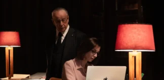 Toni Servillo e Anna Ferzetti nel film La grazia.