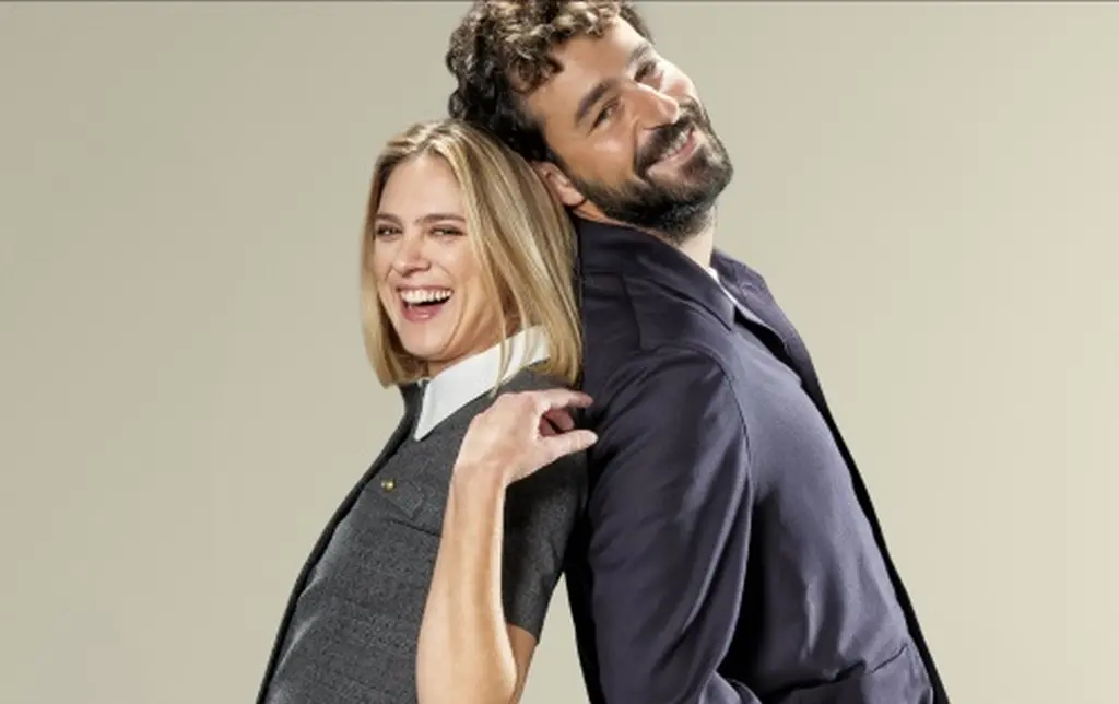 Brenda Lodigiani e Michele Rosiello nella serie Love Bugs.