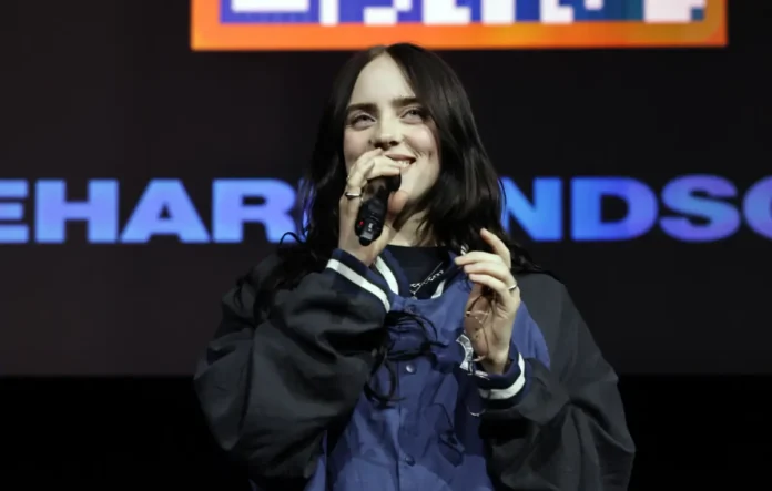 In foto la cantante Billie Eilish.