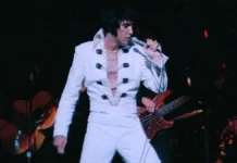 Elvis Presley nel documentario EPiC: Elvis Presley in Concert.