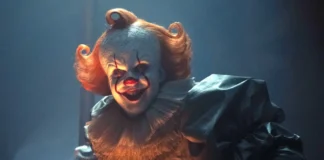 In foto il clown Pennywise nella sere It: Welcome to Derry.