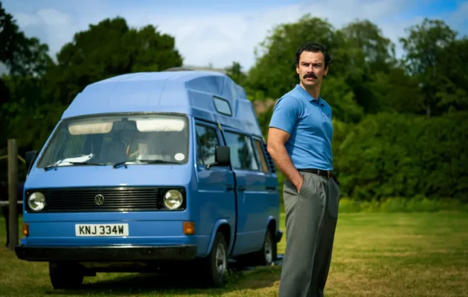 Aidan Turner nella stagione 2 della serie Rivals.