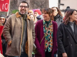 Edoardo Leo e Claudia Pandolfi nel film 2 cuori e 2 capanne.