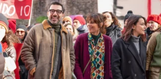 Edoardo Leo e Claudia Pandolfi nel film 2 cuori e 2 capanne.