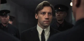 Aleksandr Kuznetsov nel film Due procuratori.