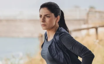 Chiara Giannetta nella serie TV Rosa elettrica.