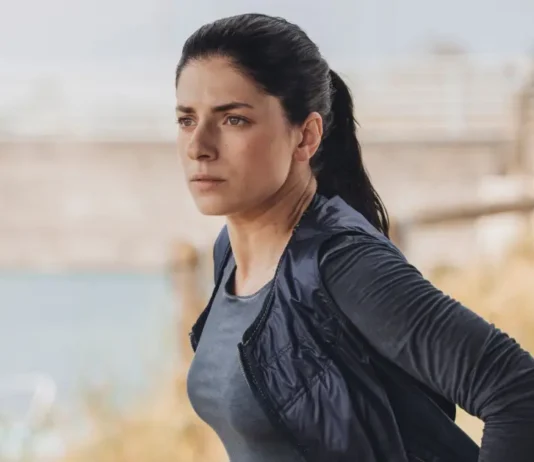 Chiara Giannetta nella serie TV Rosa elettrica.