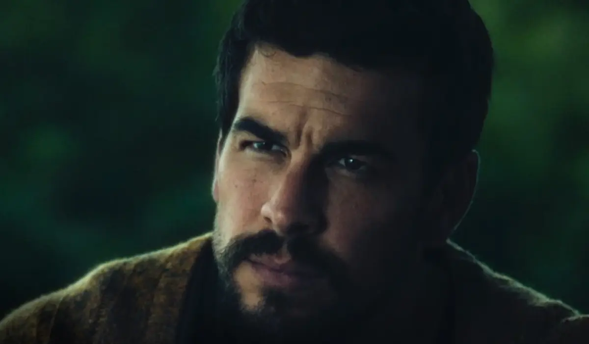 Il protagonista del film Prime Video Agente Zeta.