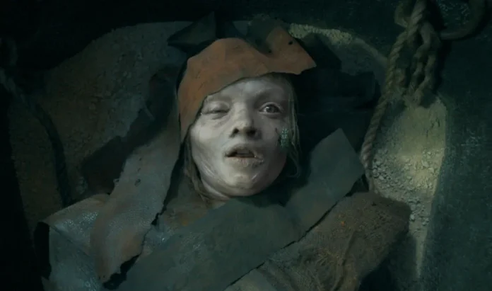 Una scena dall'horror Lee Cronin - La Mummia.