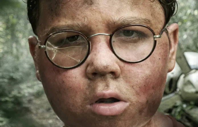 Il poster della serie Sky Il Signore delle Mosche.