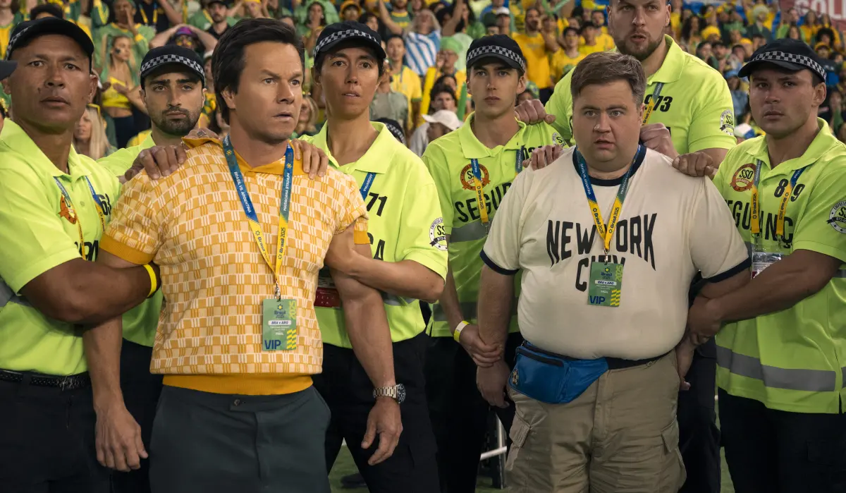 Mark Wahlberg nella commedia Balls Up - Palle al sicuro.