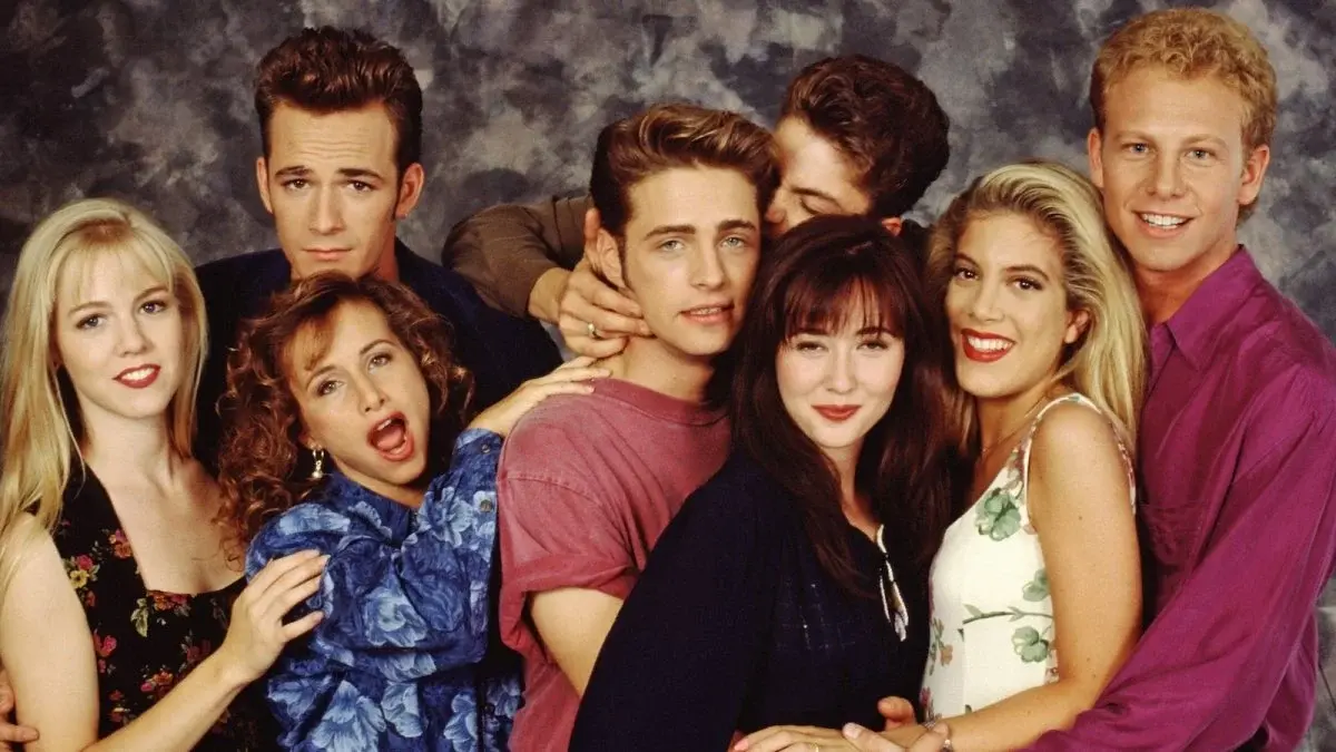 I protagonisti della serie Beverly Hills 90210.