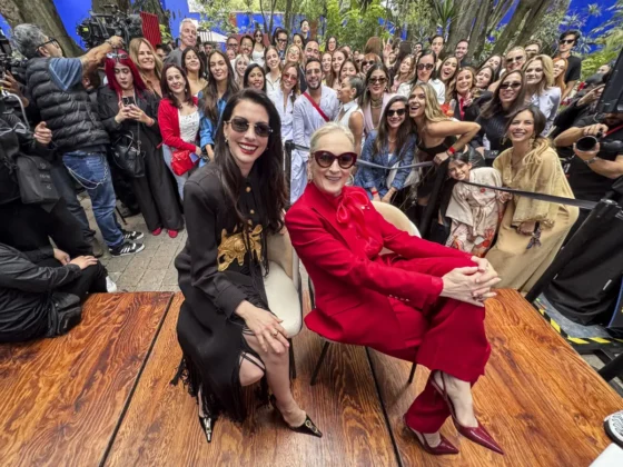 Meryl Streep e Anne Hathaway nel tour messicano de Il Diavolo veste Prada 2.