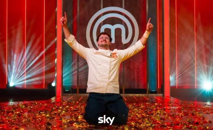 In foto Teo, il vincitore dell'edizione 2026 di MasterChef Italia.