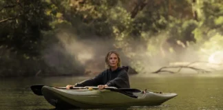 Charlize Theron nel film Netflix Apex.