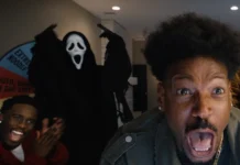 Una scena dal film Scary Movie 6.