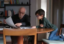 Toni Servillo e Lorenzo Perrotta nel film Scherzetto.