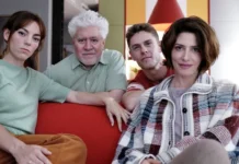 In foto i protagonisti del film di Pedro Almodóvar Amarga Navidad.
