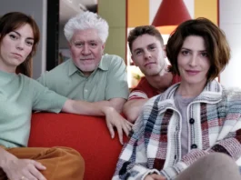 In foto i protagonisti del film di Pedro Almodóvar Amarga Navidad.