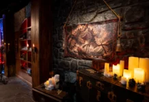 Una foto del set del gioco di ruolo Dungeon Masters.