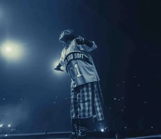 Billie Eilish nel concerto in 3d al cinema Hit Me Hard and Soft (Live in 3D).