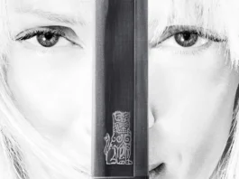 Uma Thurman nel poster del film Kill Bill: The Whole Bloody Affair.