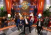 In foto il cast del programma LOL Halloween Special.