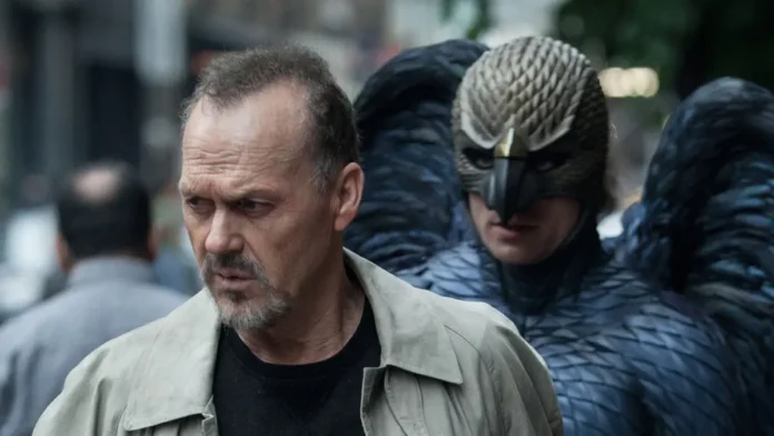 Pluto.tv.maggio.2026.cover Michael Keaton nel film Birdman.
