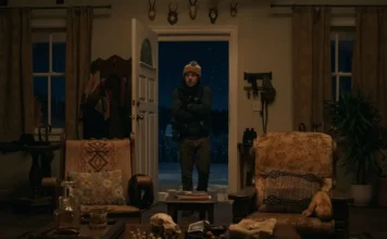 Una scena dal film horror di Zach Cregger Resident Evil.
