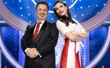 Mago Forest e Ditonellapiaga nella puntata 8 dello show GialappaShow.