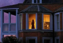 Una immagine che richiama Remain, il nuovo film di M. Night Shyamalan.