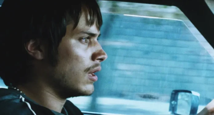Una scena dall'edizione 4K del film Amores Perros.