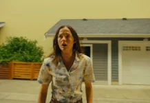 Una scena dal film horror Backrooms.