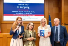 BLU – Il colore dell’autismo vince il Premio Moige 2026 La conduttrice Eleonora Daniele alla premiazione del docu BLU – Il colore dell’autismo.