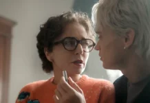 Valeria Golino e Saul Nanni nel film La Gioia.