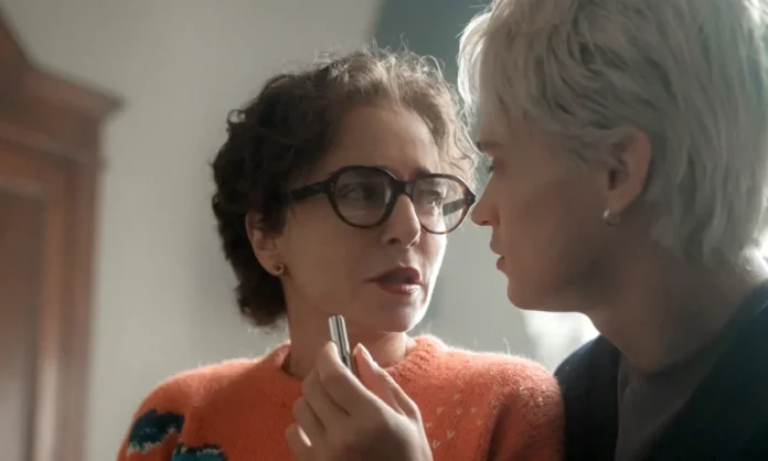 La.gioia.cover Valeria Golino e Saul Nanni nel film La Gioia.