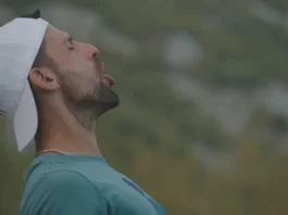 Il tennista Novak Djokovi nel documentario Novak Djokovic: Il lupo d'inverno.