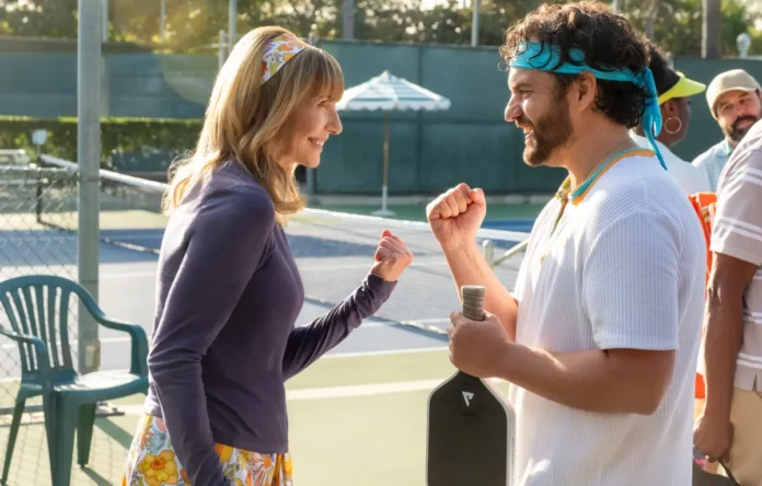 The.dink.cover Mary Steenburgen e Jake Johnson nel film The Dink - Mago del pickleball.