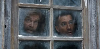 Ryan Reynolds e Kenneth Branagh nel film Mayday.