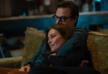 Claudia Pandolfi e Lino Musella nel film Il rumore delle cose nuove.