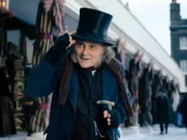 Johnny Depp nel film Scrooge e gli spiriti del Natale.