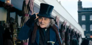 Johnny Depp nel film Scrooge e gli spiriti del Natale.