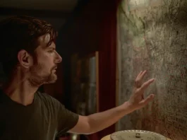 Adam Scott nel thriller L'uomo dei sussurri.