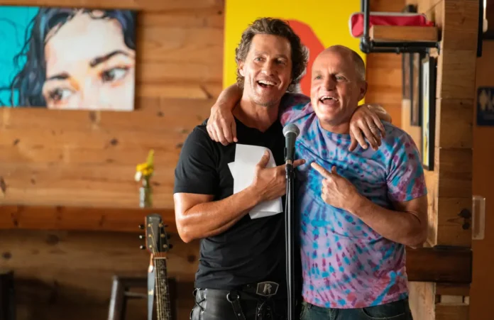 Matthew McConaughey e Woody Harrelson nella serie Brothers.