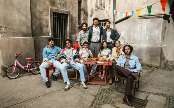 In foto i protagonisti della serie HBO Max 4 Blocks Zero.