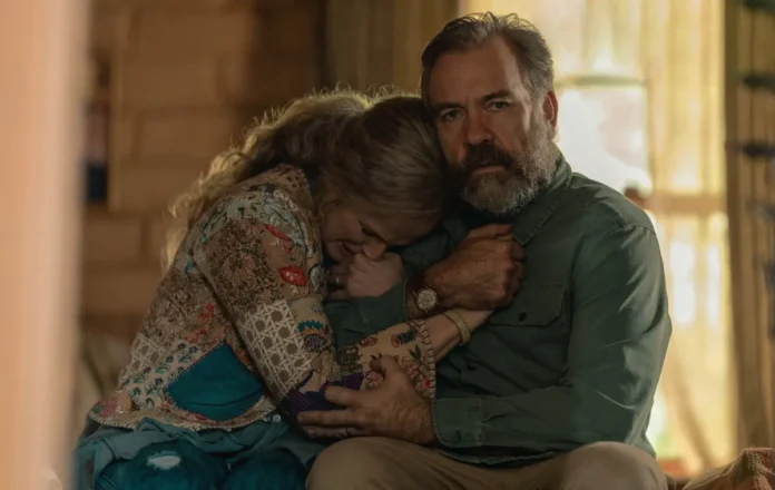 Maxine Peake e Brendan Cowell nella serie Last Seen.