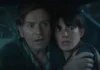 La fine di Oak Street – Recensione: una sorprendente avventura tra dinosauri e mistero Anne Hathaway ed Ewan McGregor nel film La fine di Oak Street.